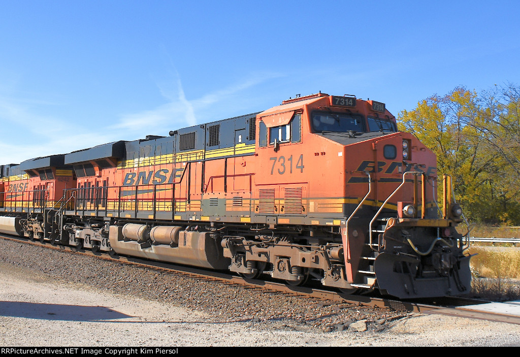 BNSF 7314 Pusher